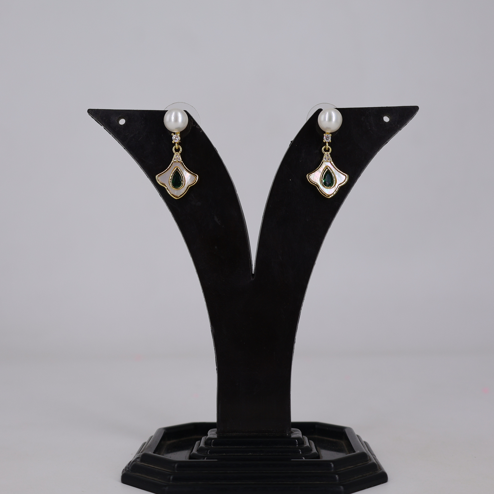 Emerald Green Stone Pearl Drop Earrings Sets - Image 2