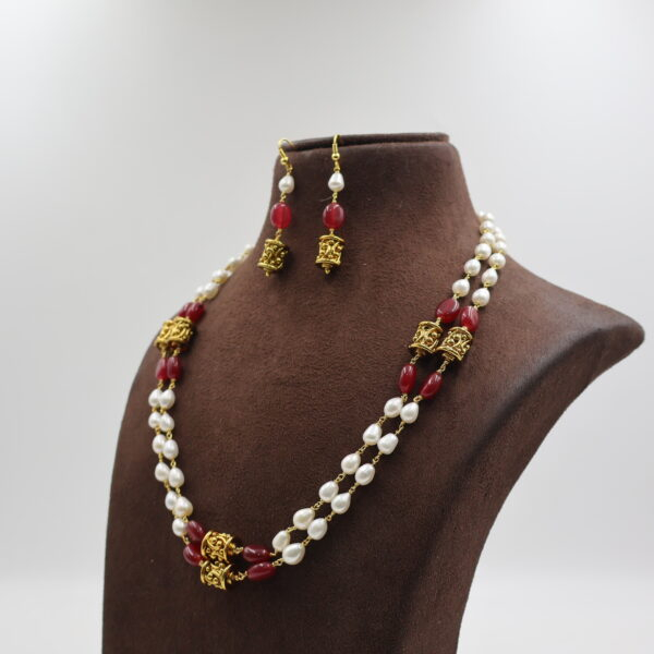 Alternative view of Ruby Stone Oval Pearl Tar mala