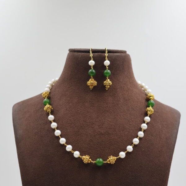 Alternative view of Onex Nakshi Pearl Tar mala