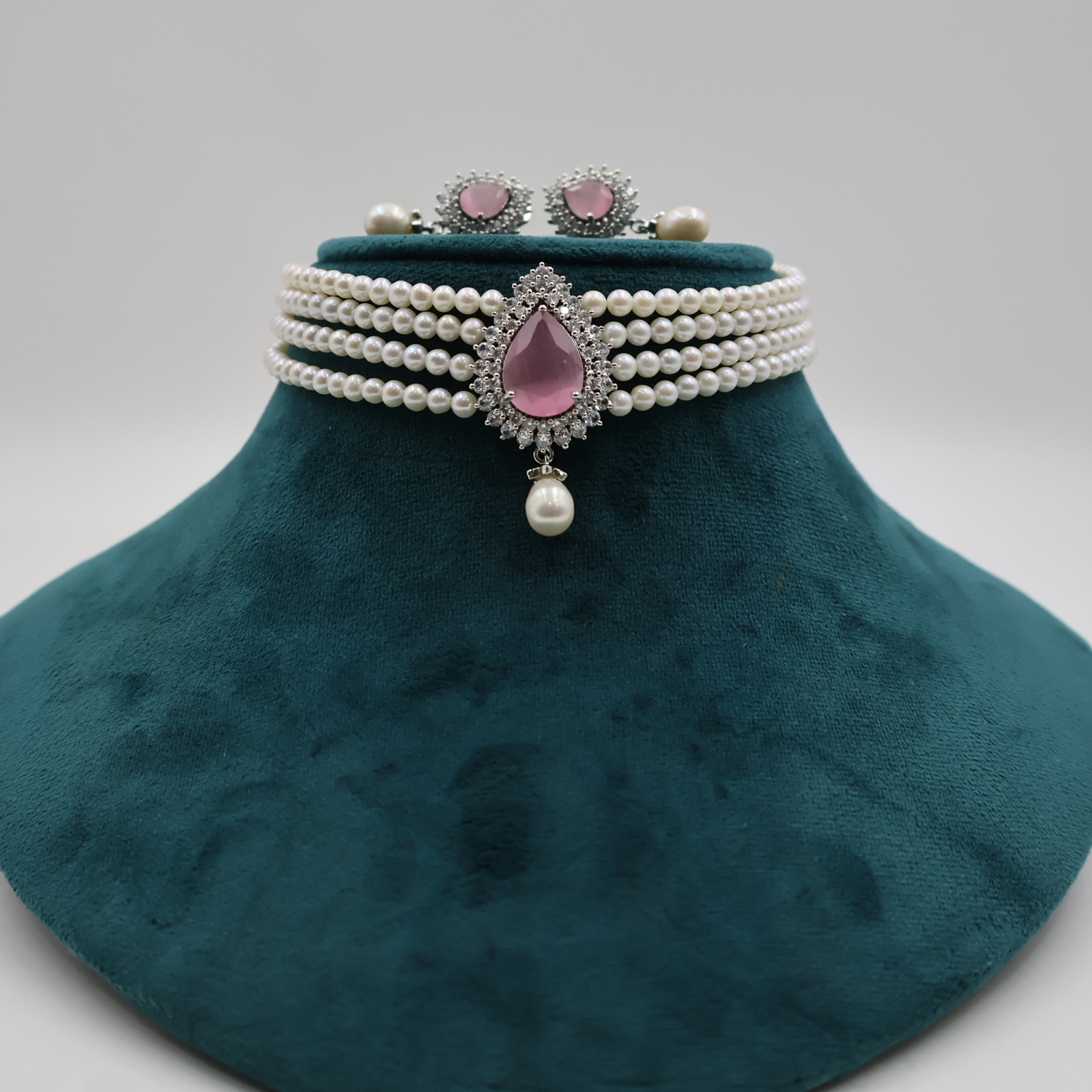 CZ Pink Stone Pendant Pearl Choker - Image 2