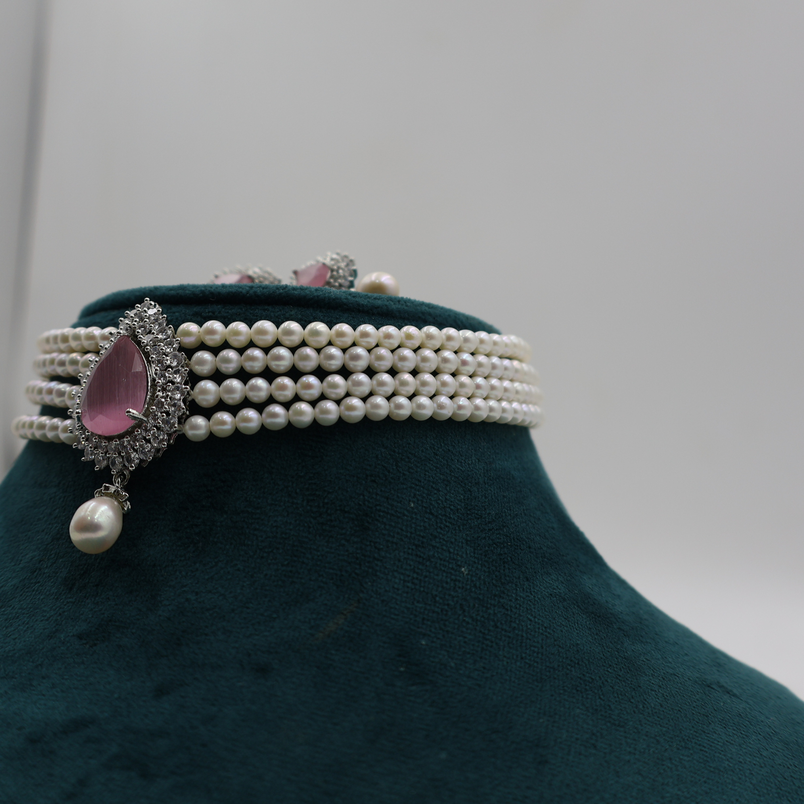 CZ Pink Stone Pendant Pearl Choker - Image 3