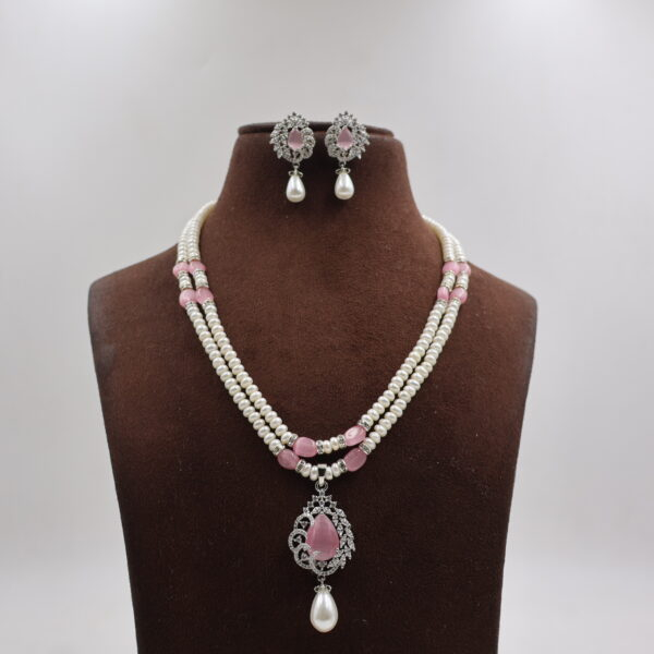 Alternative view of Elegant Pink Pearl Jewelry Set
