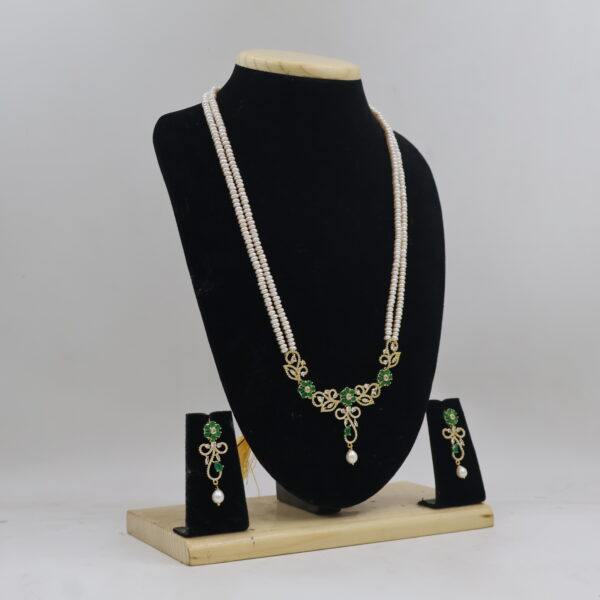 Alternative view of Stone Pendant Neckalce