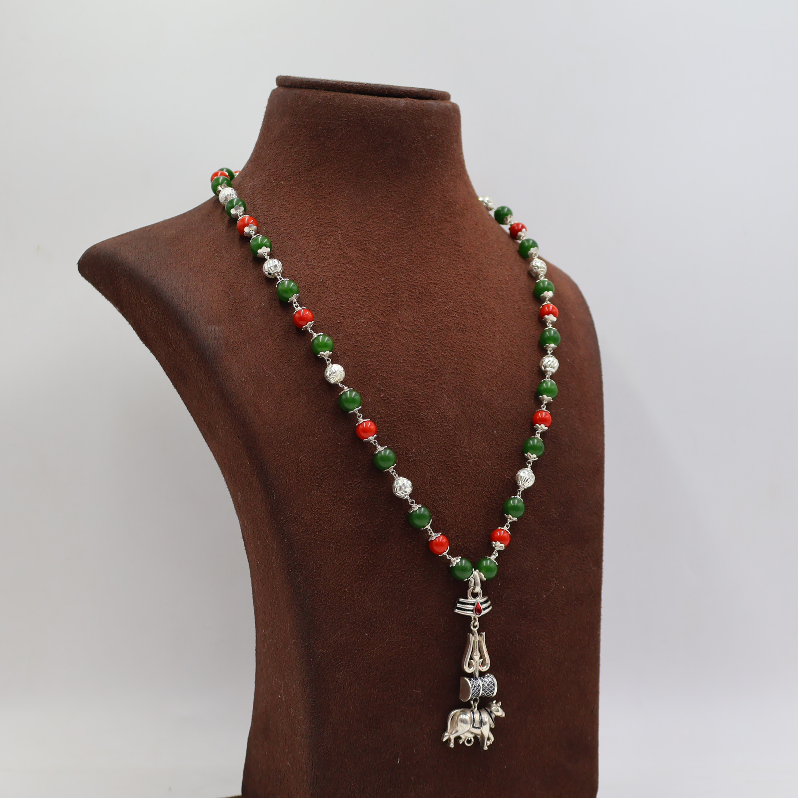 Varanasi Silver Pendant Mala - Image 4