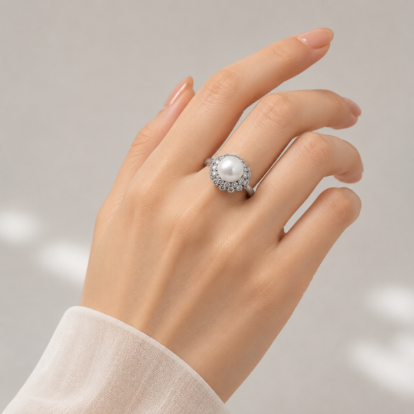 Pearl Finger Ring Adjustable
