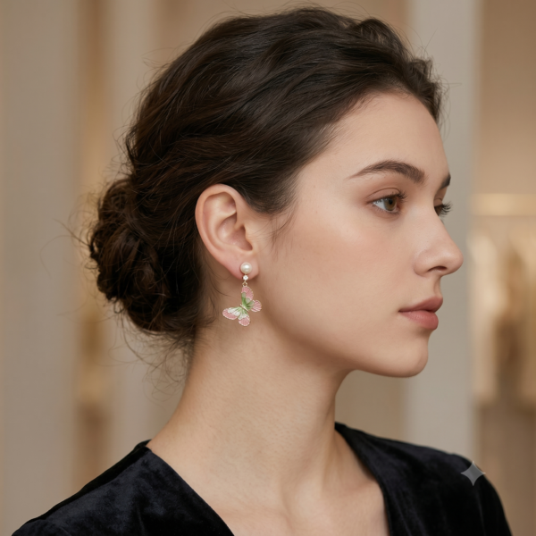 Buttefly Design Pearl Earring
