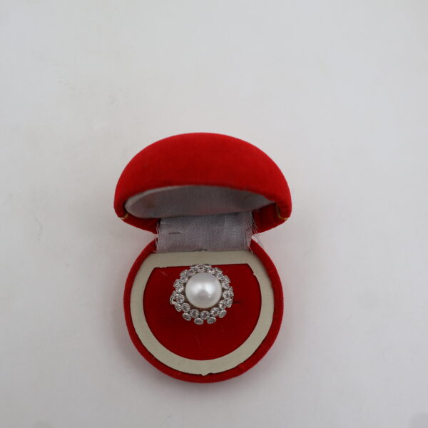Alternative view of Pearl Finger Ring Adjustable