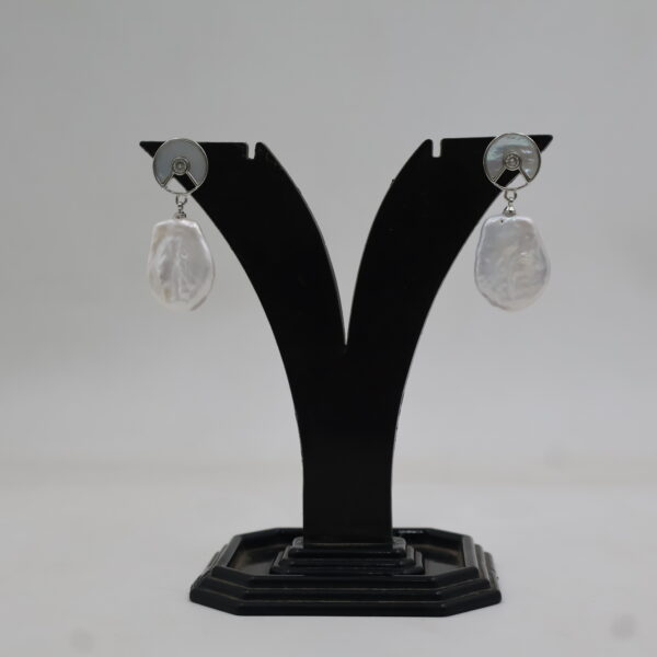Alternative view of Pearl Big Size Earring