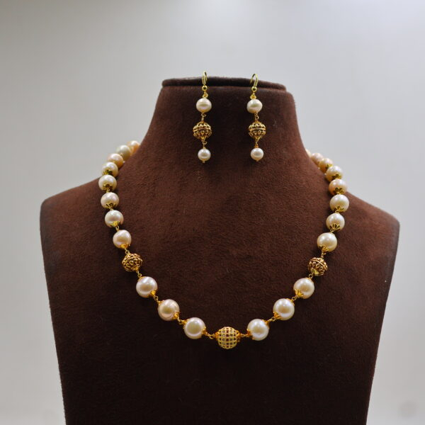 Alternative view of Traditional Pearl Beaded Necklace Set
