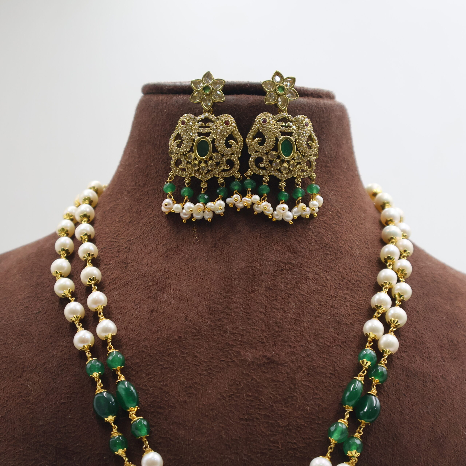 Antique Green Pearl Necklace Set - Image 5