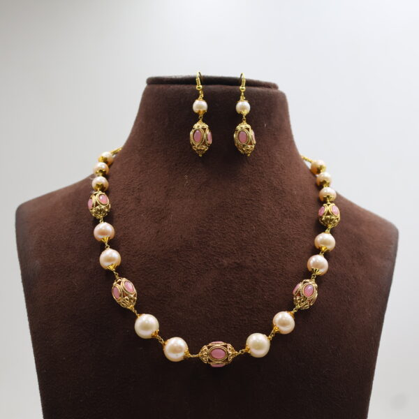 Alternative view of Elegant Pearl Pink Stone Necklace