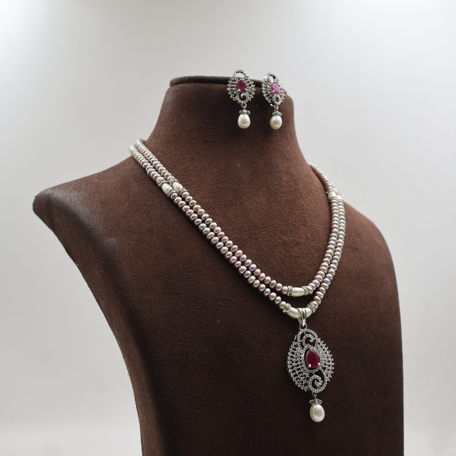 Elegant Ruby CZ Stone Pearl Set - Image 4