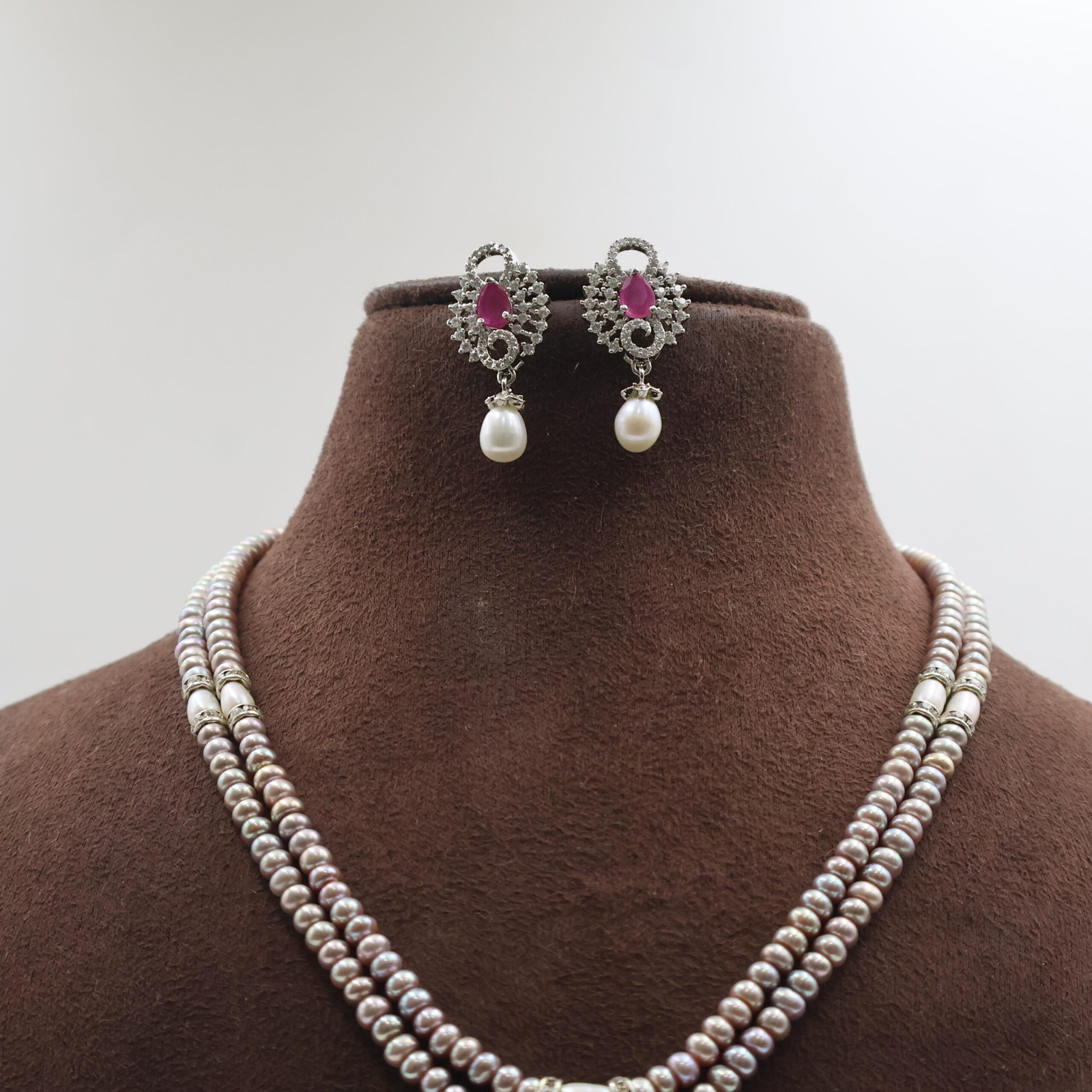 Elegant Ruby CZ Stone Pearl Set - Image 5