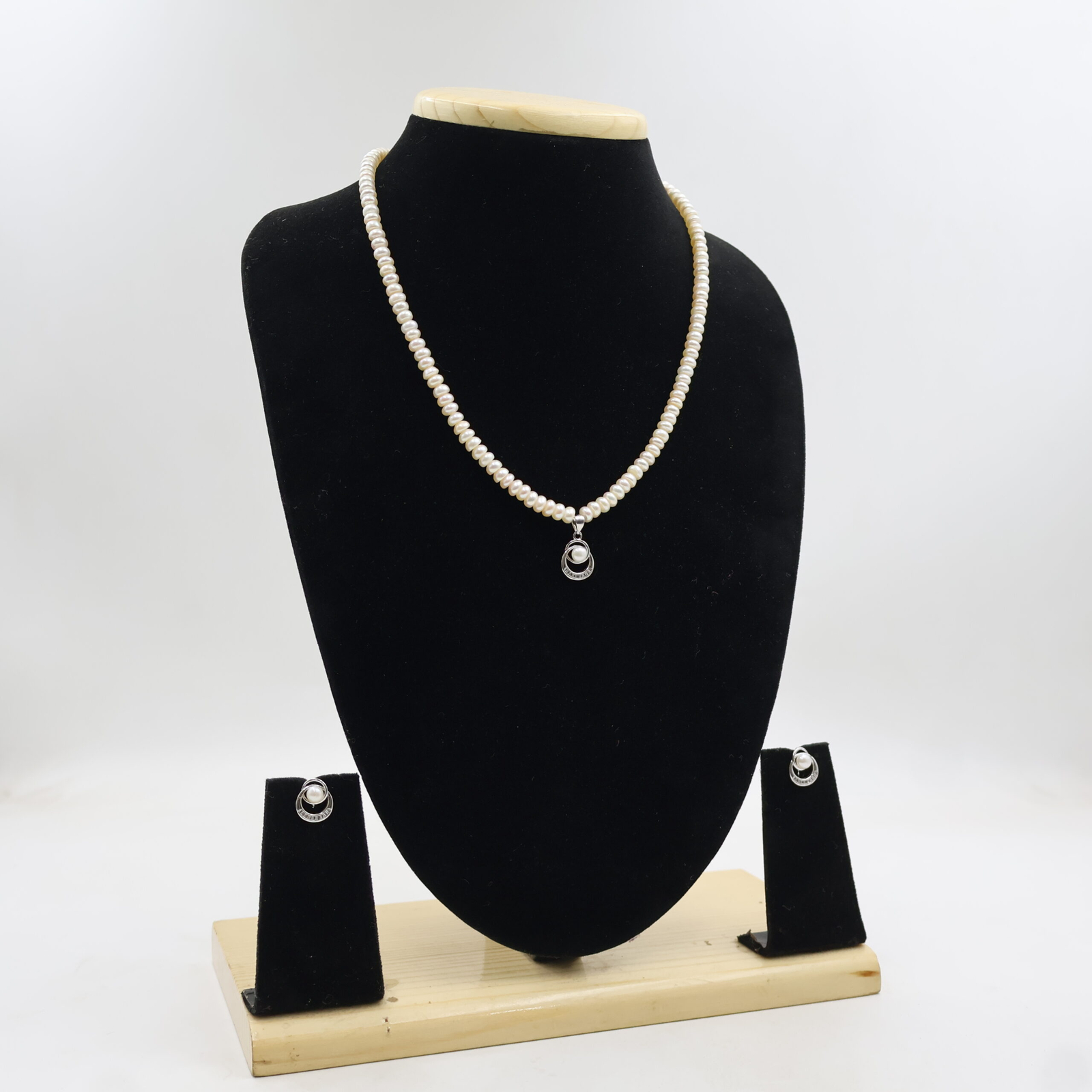 Silver Plated Classic Pearl Elegance Set - Image 3
