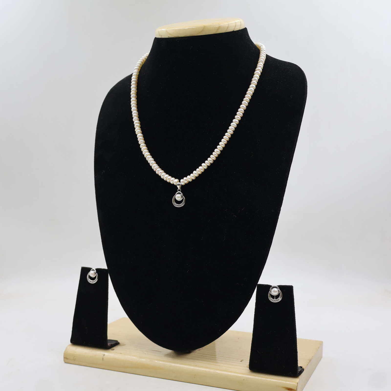Silver Plated Classic Pearl Elegance Set - Image 4