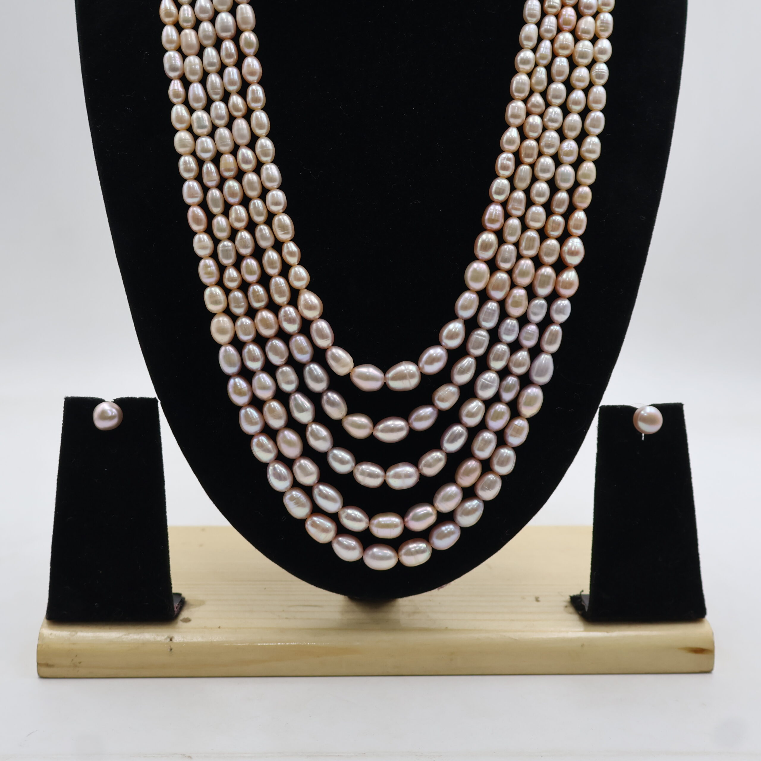 Luxury Five Strand Pink Pearl Necklace - Image 5