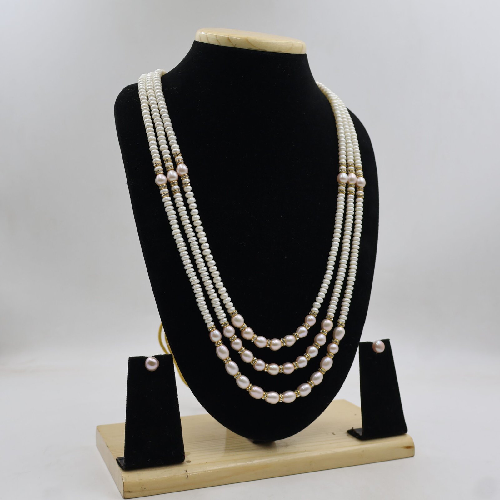 Traditional Triple Strand Pearl Necklace - Image 4