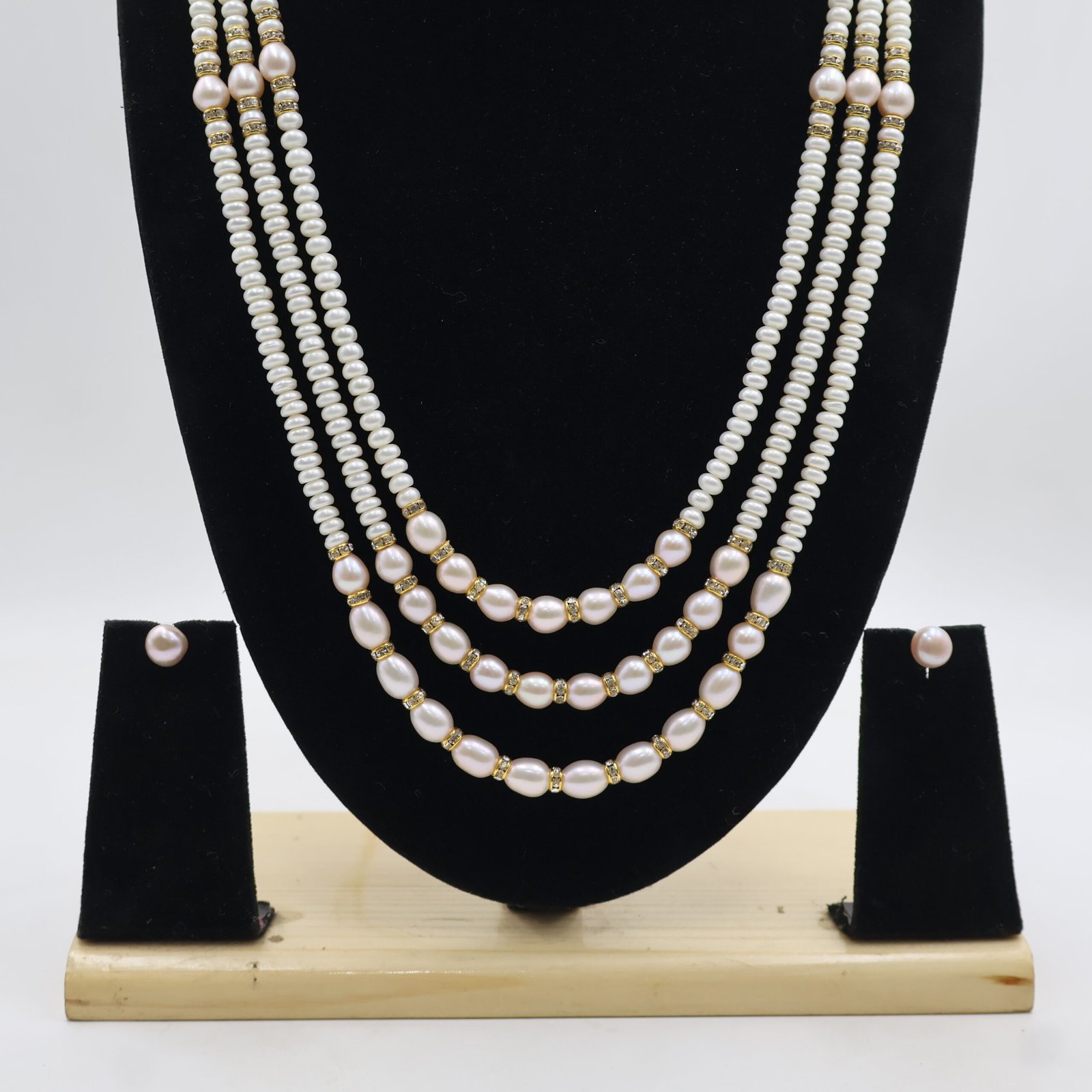 Traditional Triple Strand Pearl Necklace - Image 5