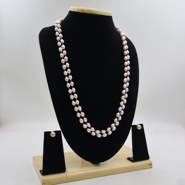 Elegant Double Layer Pearl Necklace - Image 4