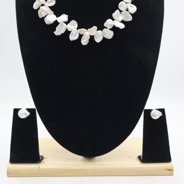 Elegant Baroque Pearl Statement Necklace Set - Image 5