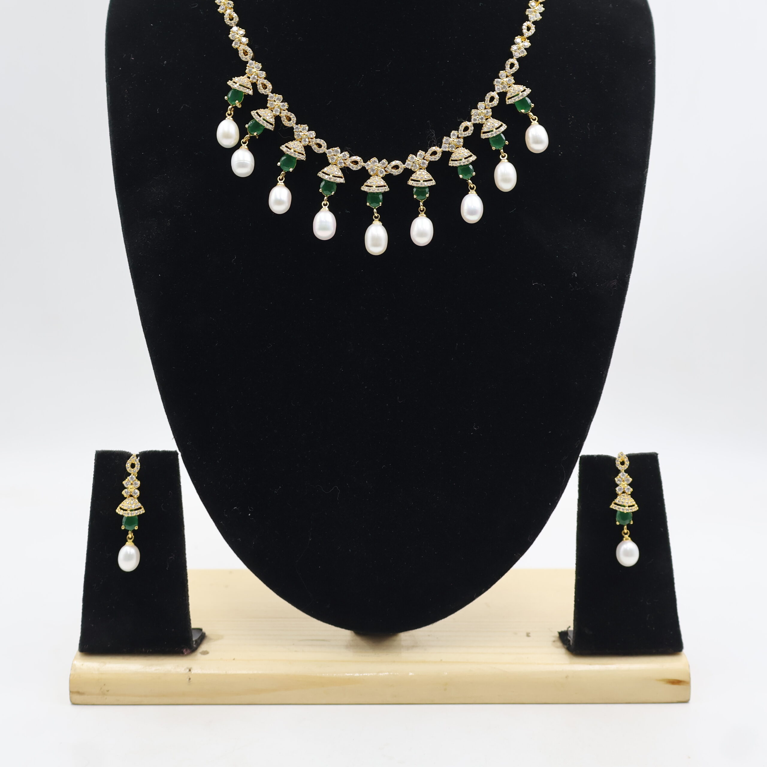 Designer CZ Emerald Pearl Necklace - Image 5