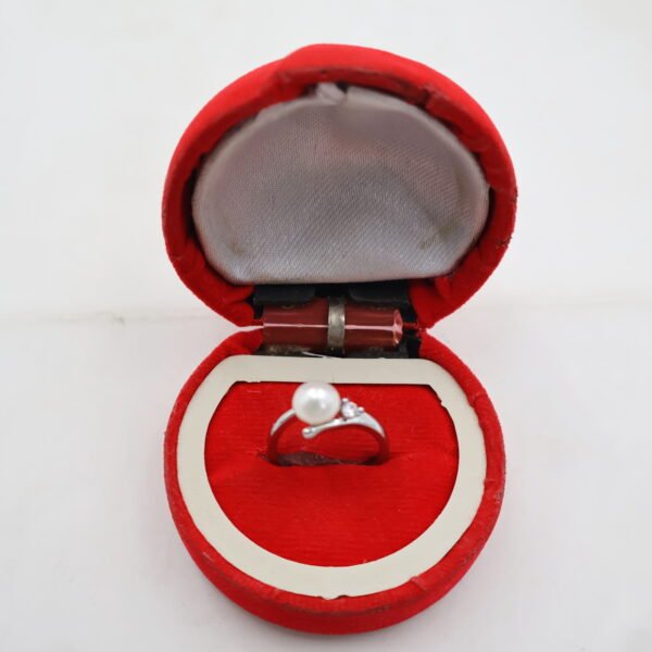 Elegant Pearl Solitaire Ring with CZ Accent - Image 3
