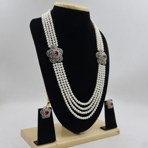 Luxury Pearl Layered Necklace Set for Women - Image 4