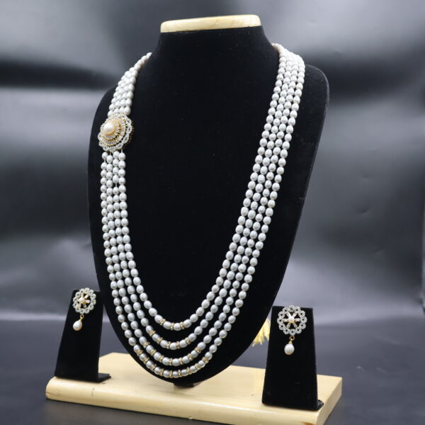 Grey Colour Side Brooch Pearl Necklace - Image 3