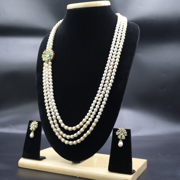 Premium Freshwater Pearl Necklace & Earrings Set - Image 4