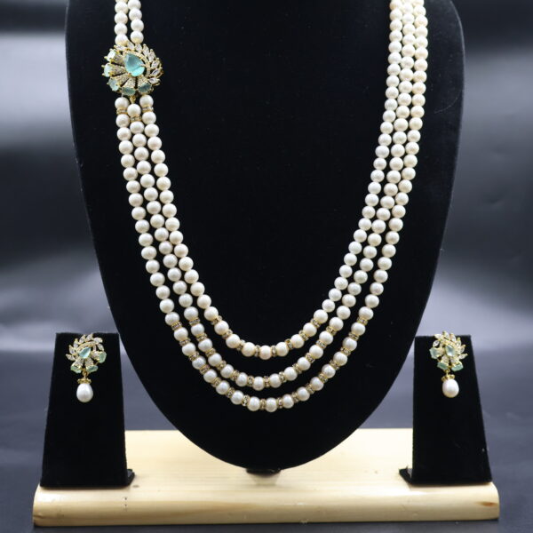 Premium Freshwater Pearl Necklace & Earrings Set - Image 5