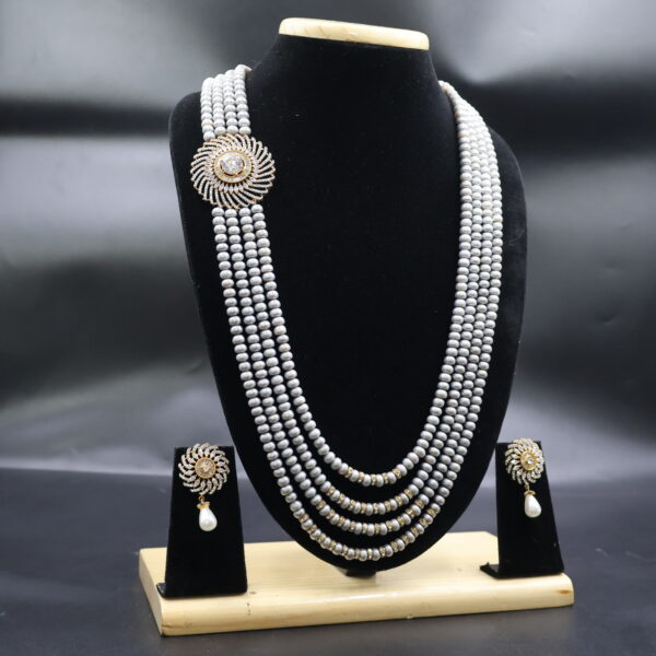 Traditional Grey Pearl Necklace Set - Image 4