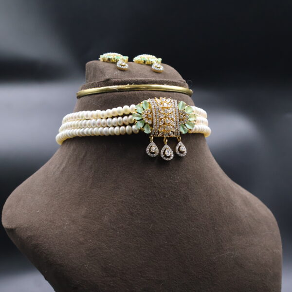 Light Green Stone & Pearl Choker Necklace - Image 4