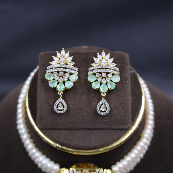 Light Green Stone & Pearl Choker Necklace - Image 5