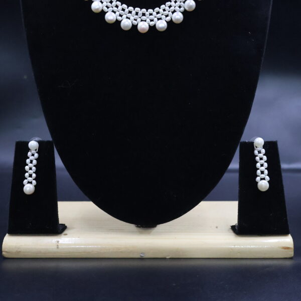 Classic Pearl Necklace & Earring Set - Image 5