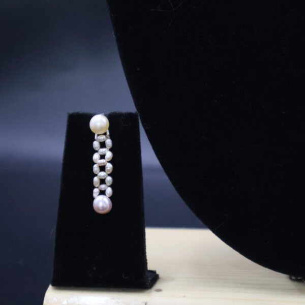 Elegant Pink Pearl Necklace & Earring Set - Image 3