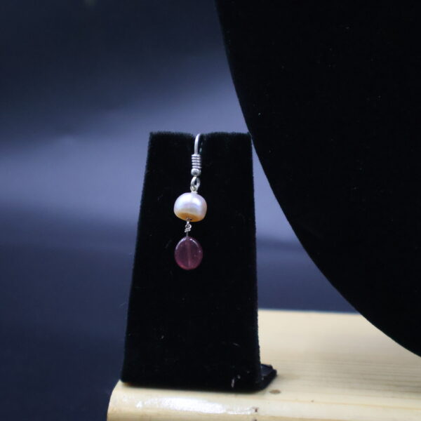 Elegant Ruby Stone Pearl Necklace Set - Image 3