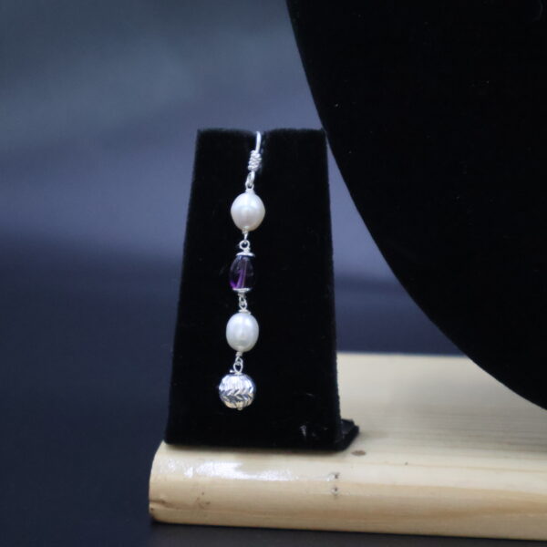 Elegant Pearl Necklace Set - Image 3