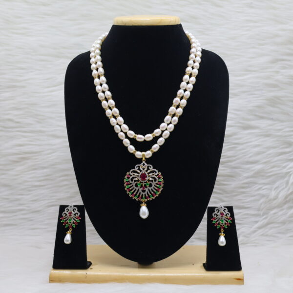 Royal Peacock Pearl Necklace - Image 3
