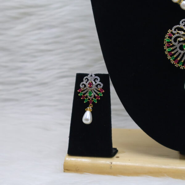 Royal Peacock Pearl Necklace - Image 4