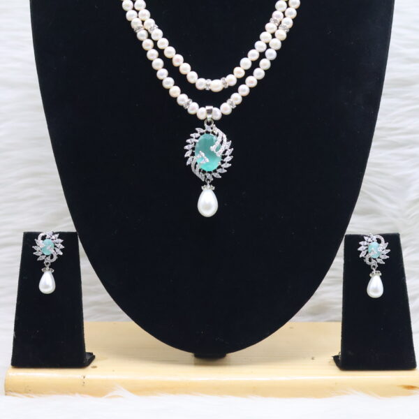Alternative view of Emerald Peacock Pearl Necklace