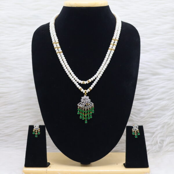 Alternative view of Emerald  Cascade Pearl Necklace Set