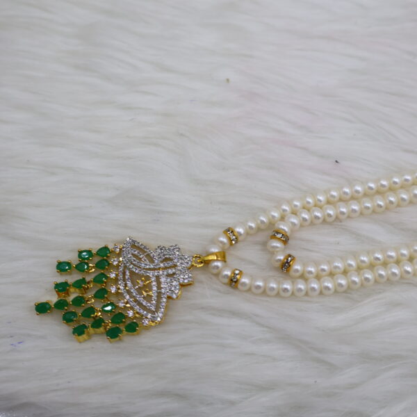 Emerald  Cascade Pearl Necklace Set - Image 5