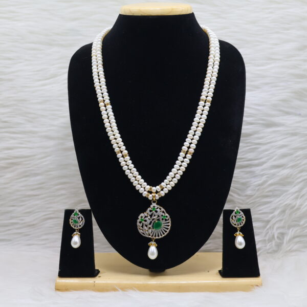 Alternative view of Emerald Grace Pearl Necklace Set