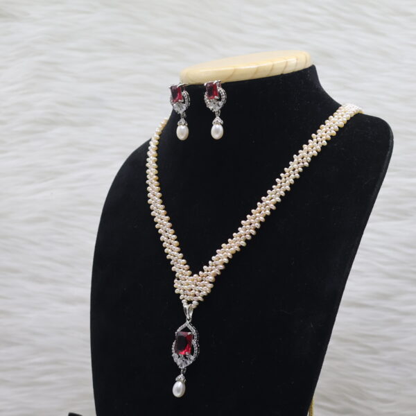 Royal Ruby Cascade Pearl Necklace - Image 3