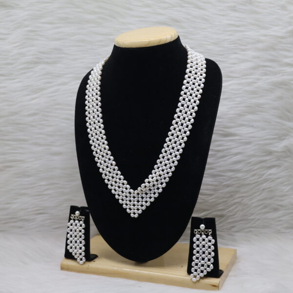 Jali Pearl Necklace - Image 3