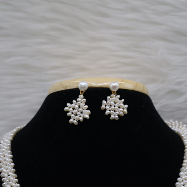 Single line Jali Pearl Necklace - Image 5